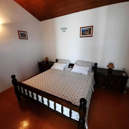 Apartment Baratula Murter Esterno foto