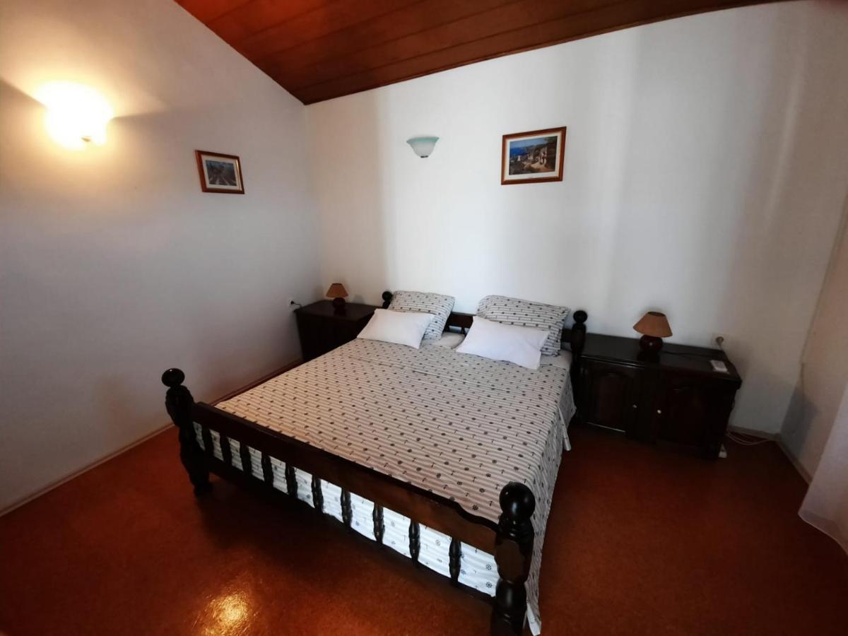 Apartment Baratula Murter Esterno foto