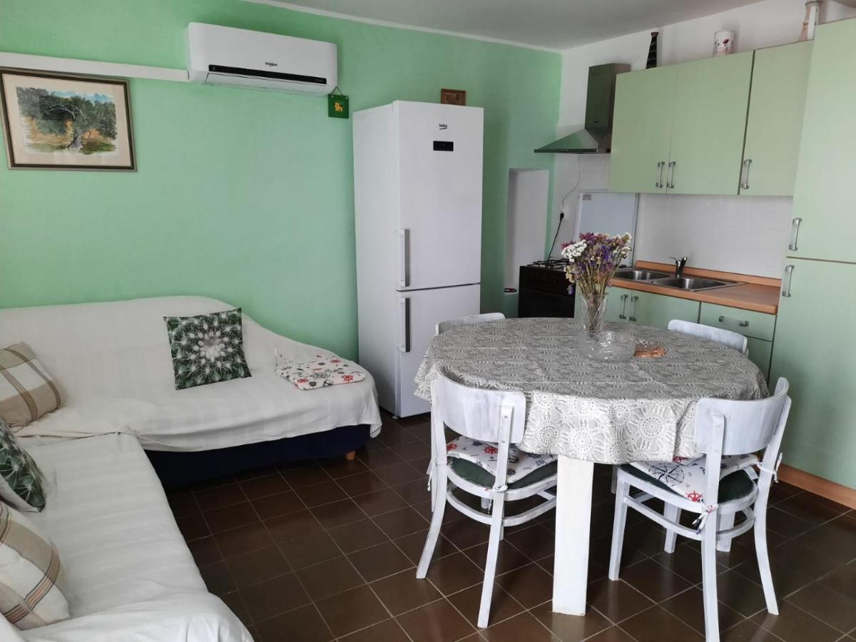 Apartment Baratula Murter Esterno foto