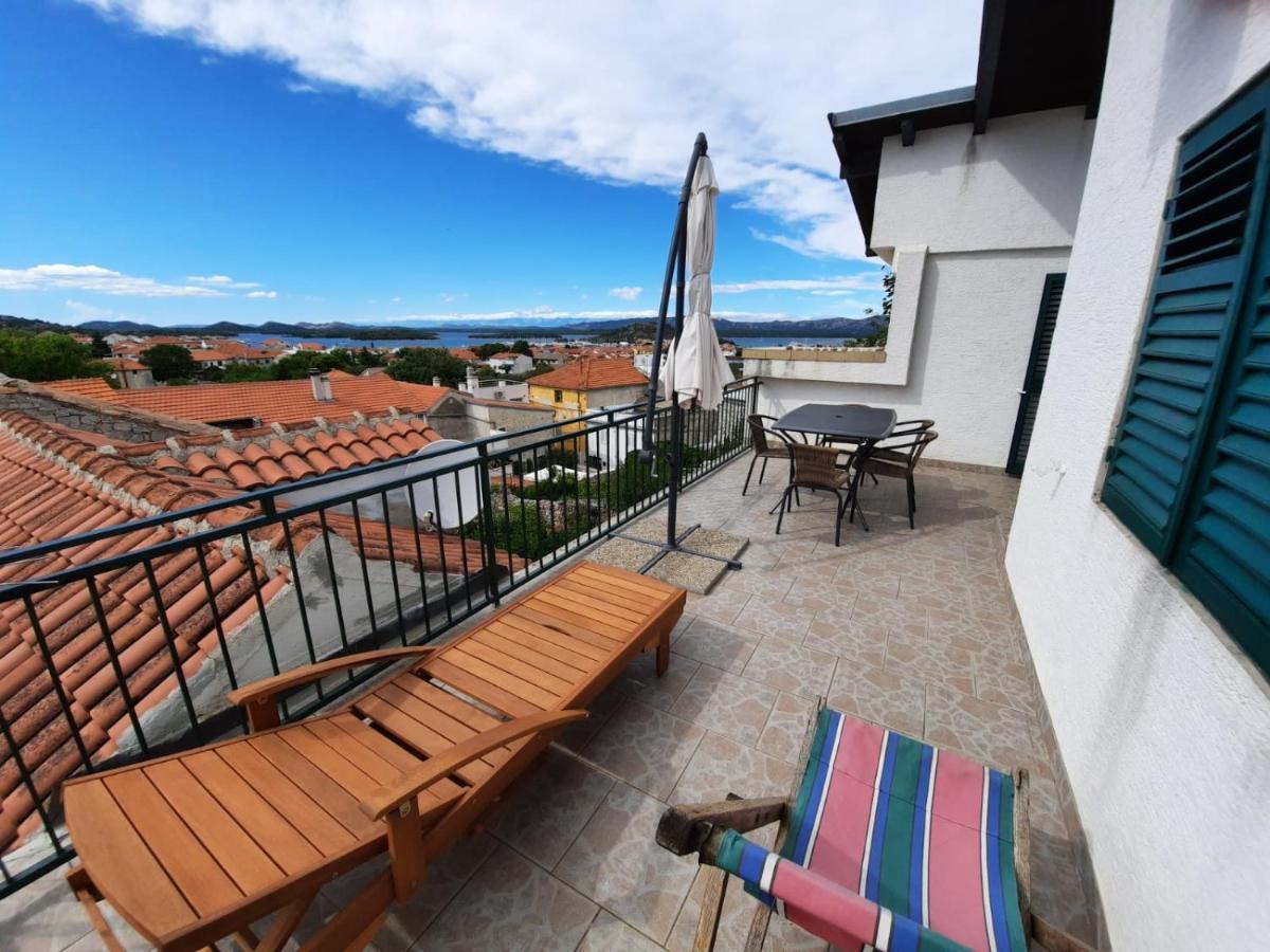 Apartment Baratula Murter Esterno foto